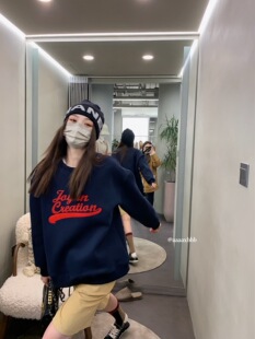 aaaaxbbb 波士顿时刻穿搭时髦减龄美式卫衣女圆领字母印花上衣