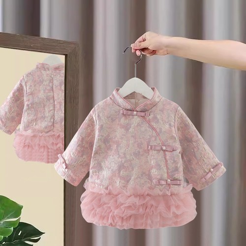 婴儿衣服冬季女童旗袍加绒公主裙子儿童周岁礼服一岁女宝宝拜年服 - 封面