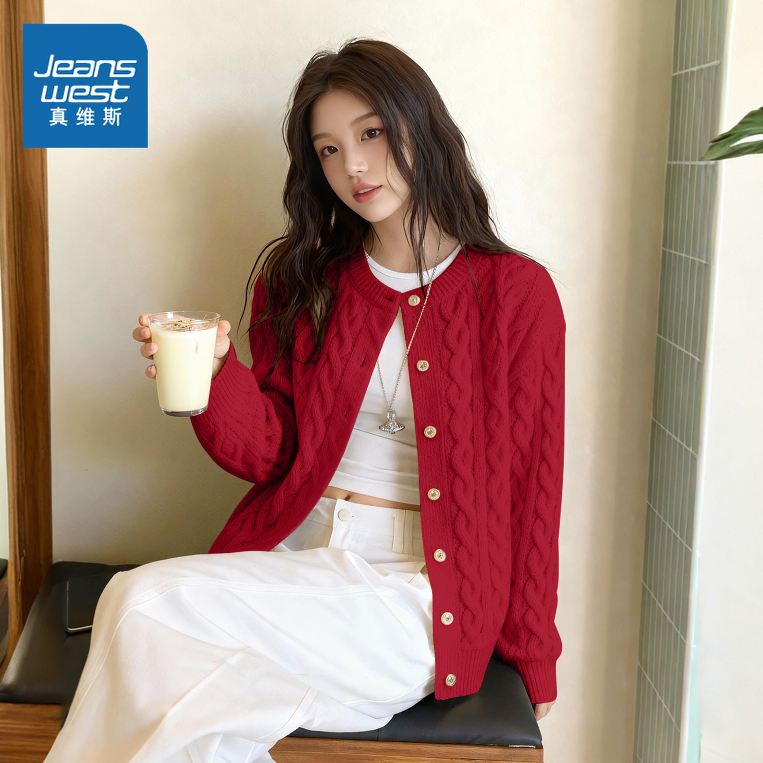 真维斯红色加厚绞花针织开衫女