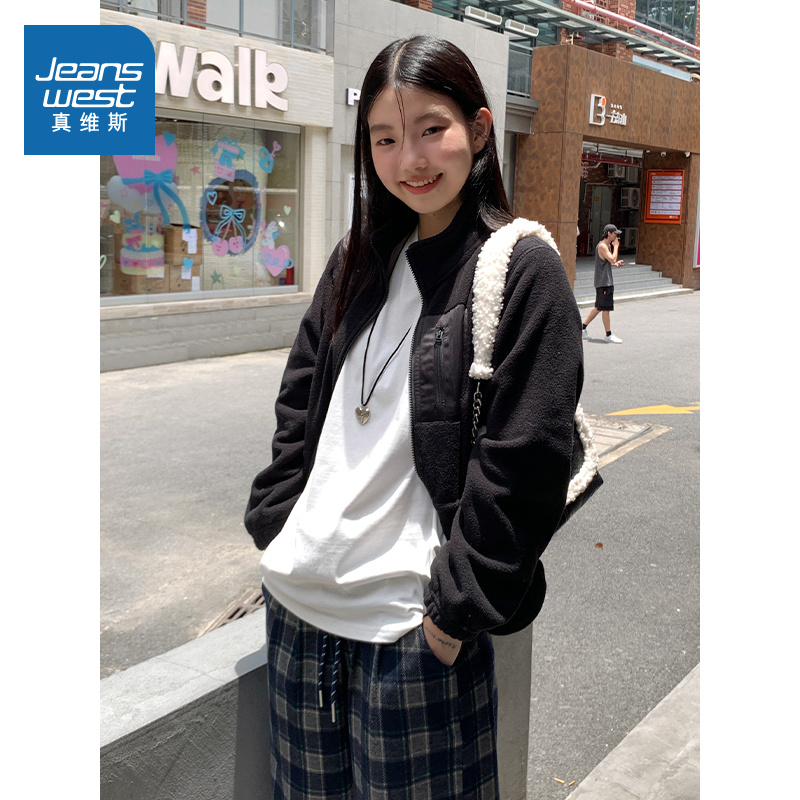 真维斯黑色立领双面摇粒绒外套女