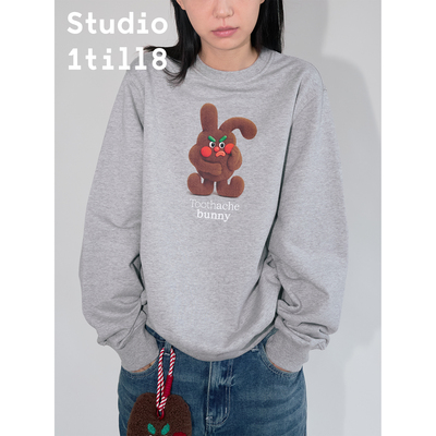Studio1till8灰色牙痛兔子卫衣