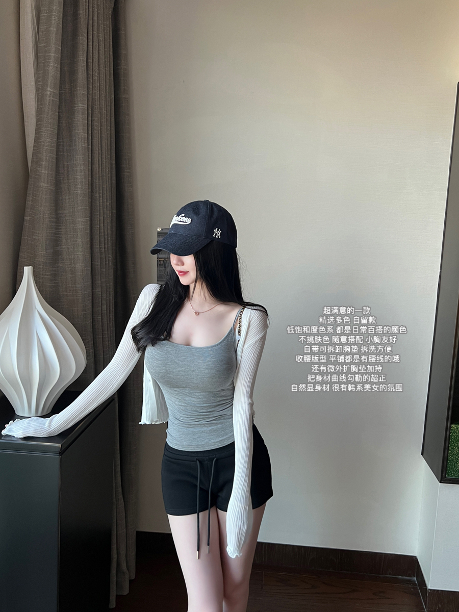 BI入系列 好版型内搭 自带胸垫吊带背心修身收腰纯色打底上衣女