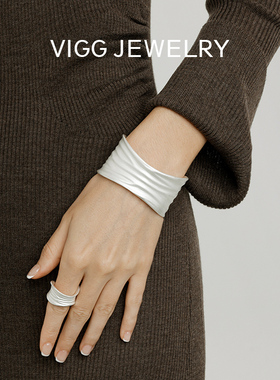 VIGG流沙开口手镯女高级感个性
