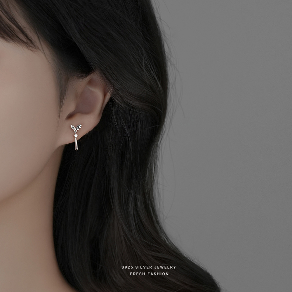s925纯银嫩叶长款小锆石女耳钉韩国叶子百搭短款小众耳饰