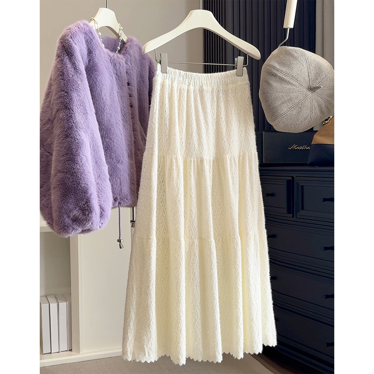 2025新款韩系镂空蕾丝蛋糕裙女2025秋冬新款高腰显瘦遮跨大摆伞裙