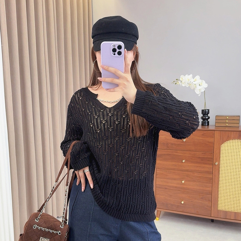 子元2025秋季新款大码女装胖mm时尚镂空V领长袖针织衫上衣F532