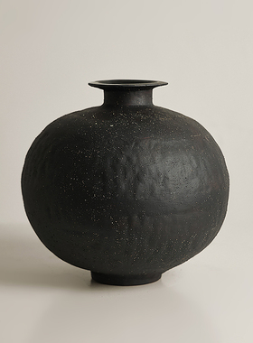 形上黑色陶瓷花瓶化妆土摆件家居侘寂风复古民宿装饰品小瓶口陶罐