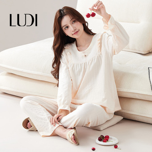 露迪尚品女士春秋甜美圆领睡衣家居服长袖长裤女LDC257293