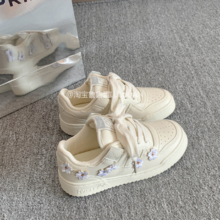 鲁鲁蛋 春季板鞋女款2026新款厚底圆头鞋子女ins潮百搭小众小白鞋