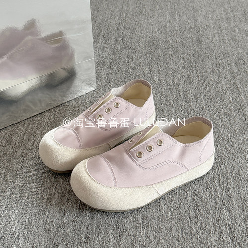 鲁鲁蛋夏季女鞋2026巨好看不累脚的鞋子绸缎休闲鞋一脚蹬百搭板鞋