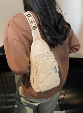 胸包女2025新款高级感女式轻便旅游斜挎包男青少年骑行单肩小背包