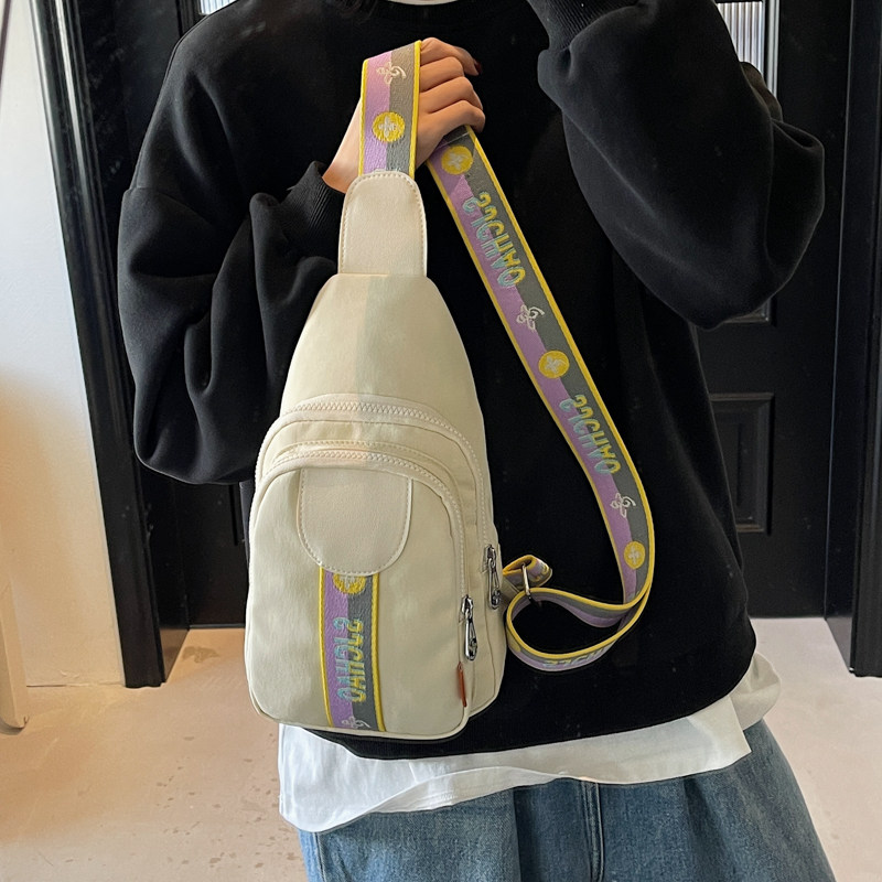 胸包女2025新款轻便百搭女士小背包韩版时尚潮流牛津布单肩斜挎包,箱包皮具/热销女包/男包,通用款女包,淘宝优惠券,粉丝福利购,淘宝优惠卷