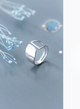 韩版简约几何型光面镂空银戒指时