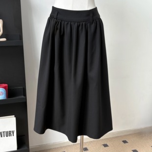 冬日好搭子 极简高级感半身裙 挺括蓬蓬裙女秋冬款