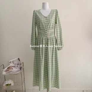 显瘦收腰格子长裙韩 连衣裙2024秋季 法式 复古圆领长袖