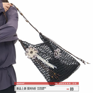 TGNS银沙假日手工草编包女设计感镂空斜挎包沙滩度假大容量单肩包