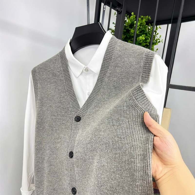 马甲背心针织开衫V领纽扣外套