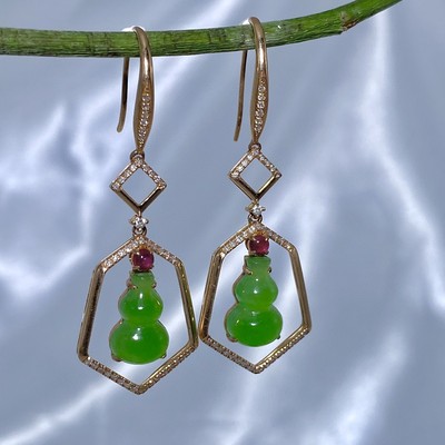 和田碧玉苹果绿葫芦耳饰18k玫瑰金镶嵌南非钻石红宝石
