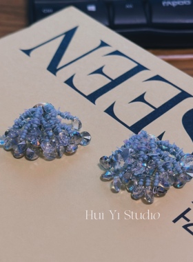 HUI YI STUDIO  一汪清水手工串珠 度假  轻奢耳环 耳饰