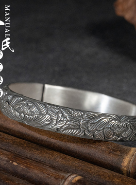 云南大理足银手工制作立体雕刻复古做旧泥鳅背国色天香手镯.匠心