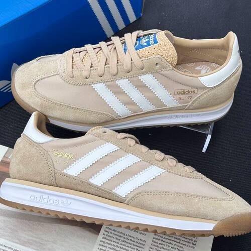 Adidas/阿迪达斯春夏新款三叶草男女耐磨经典低帮运动鞋JQ9554