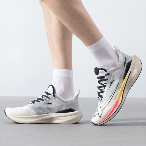 特步两千公里二代丨男跑鞋夏季休闲竞速透气高颜值运动减震跑步鞋