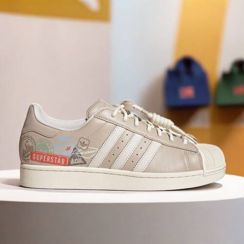 Adidas/阿迪达斯正品三叶草男女时尚经典低帮运动板鞋JR1330