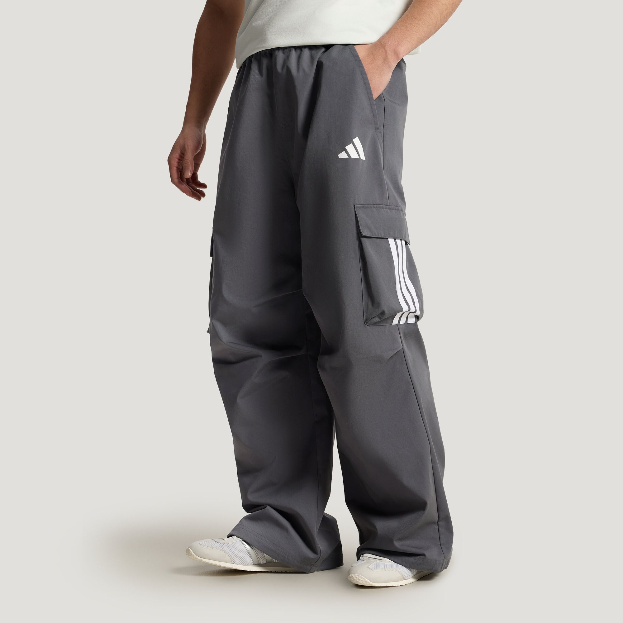 Adidas阿迪达斯男裤 休闲运动舒适潮流多口袋工装长裤KW0678