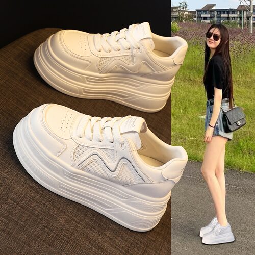 厚底内增高小白鞋女2026春季新款松糕软底轻便百搭休闲运动板鞋子