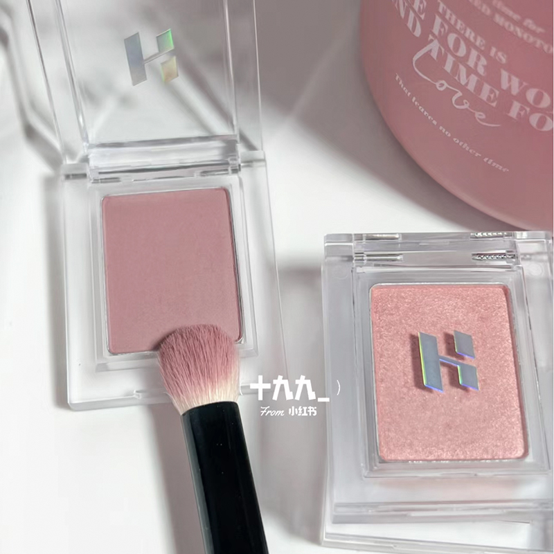 韩国新品 | holika惑丽客单色眼影珠光哑光打底色卧蚕kitty/bebe