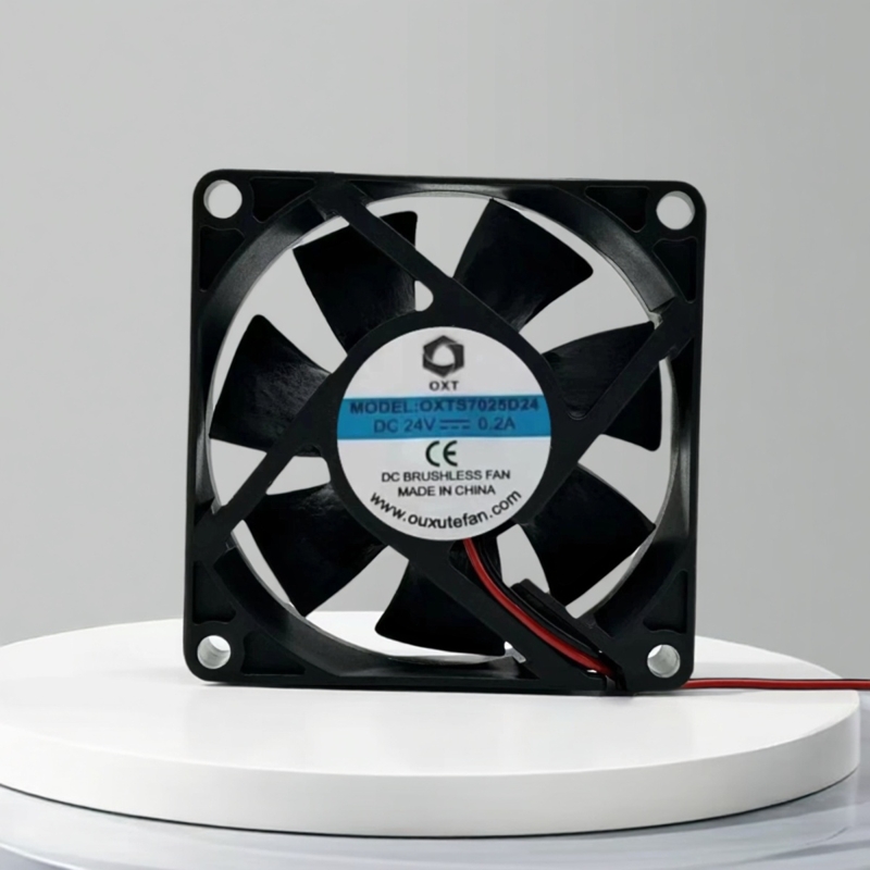 70×70×25mm电焊机排气扇散热风扇OXTS7025D24 7CM DC 24V 0.2A