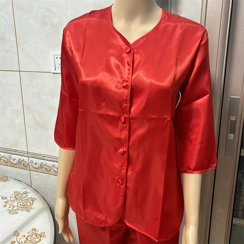 结婚喜庆新娘无口袋传统红色睡衣