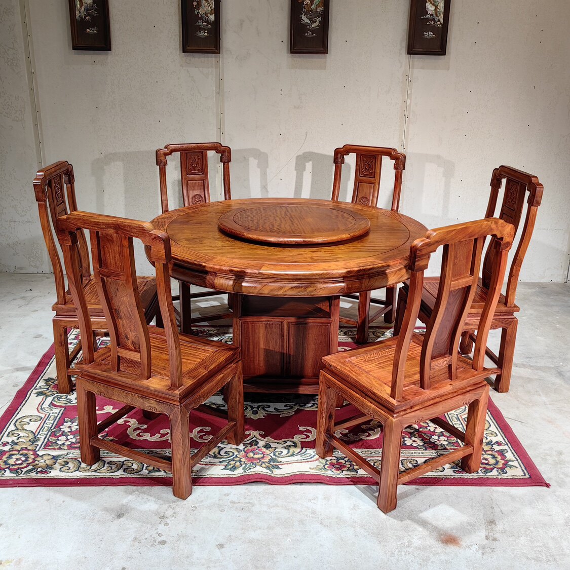 缅甸花梨国色天香小型圆餐桌红木实木中式圆台大果紫檀家用餐台