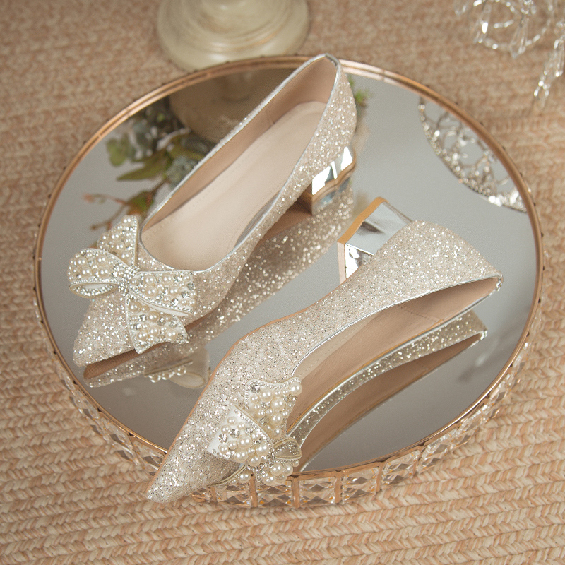 婚鞋新娘鞋主婚纱两穿结婚水晶鞋