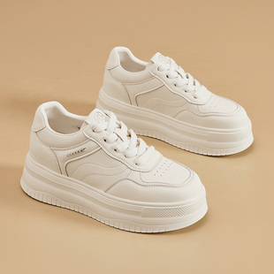 韩版简约厚底真皮小白鞋女2026春秋新款百搭轻便运动单鞋潮