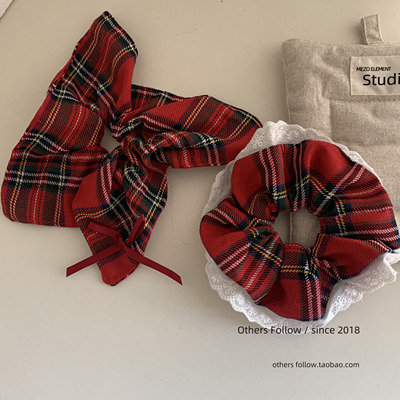 红绿格纹蕾丝花边方巾发圈