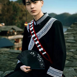 彝族凉山服装男生衣服棉麻手工刺绣新款上衣男士外套民族男装套装