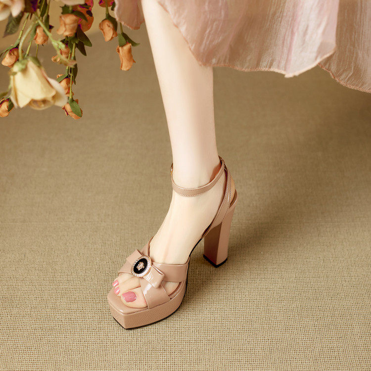 2026夏季真皮厚底防水台不累脚粗跟露趾高跟鞋超高跟蝴蝶结凉鞋女