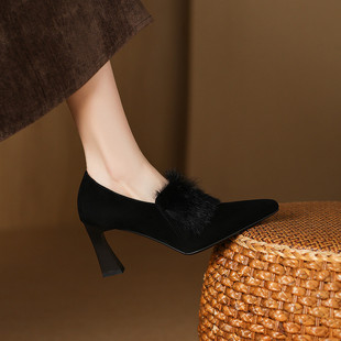 2025春夏新款加绒磨砂绒面尖头粗跟深口单鞋子黑色高跟鞋女
