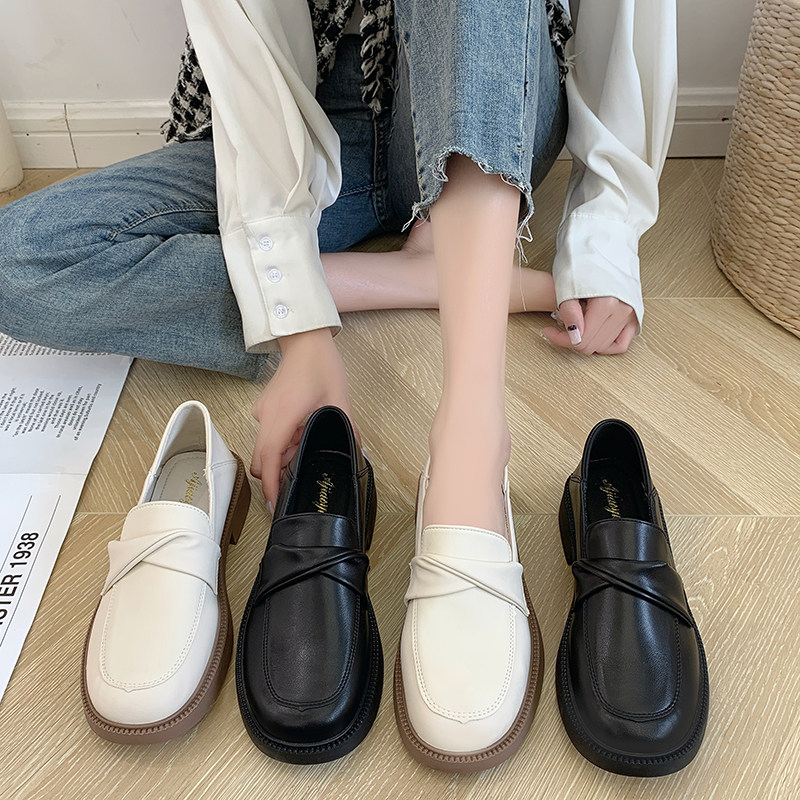单鞋女2022春款黑色乐福鞋英伦风小皮鞋低跟平底女鞋一脚蹬豆豆鞋