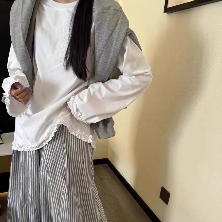 春秋白色温柔木耳边下摆不规则棉T女设计感宽松慵懒圆领长袖上衣