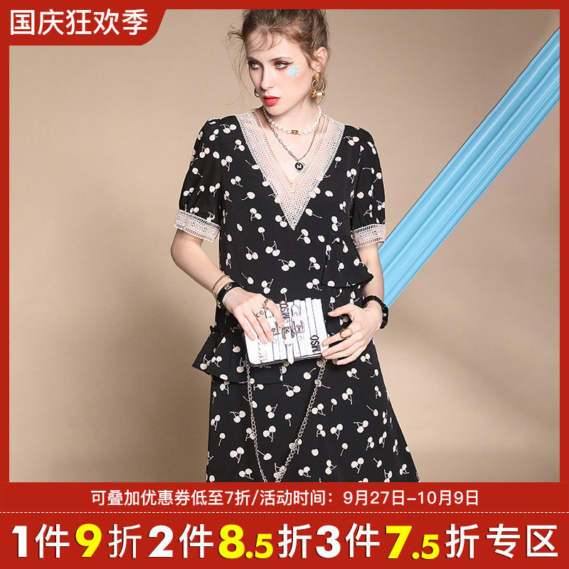 欧洲站2020夏季新款V领撞色裙子拼接荷叶边樱桃印花黑色连衣裙女