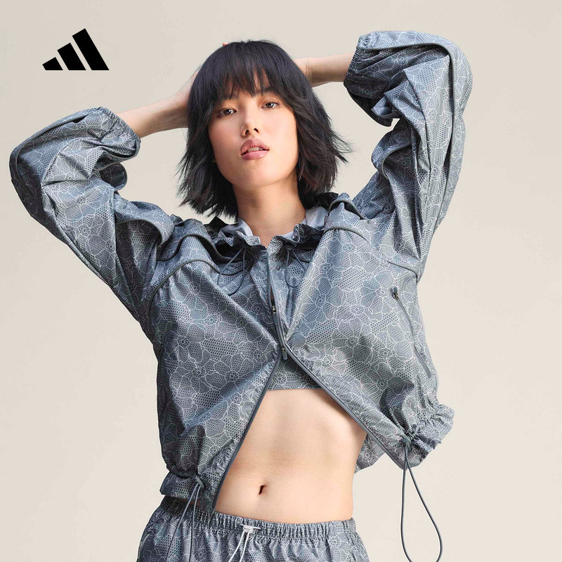 adidas阿迪达斯满版印花连帽健身跑步外套SMC夏女梭织夹克 KB4640