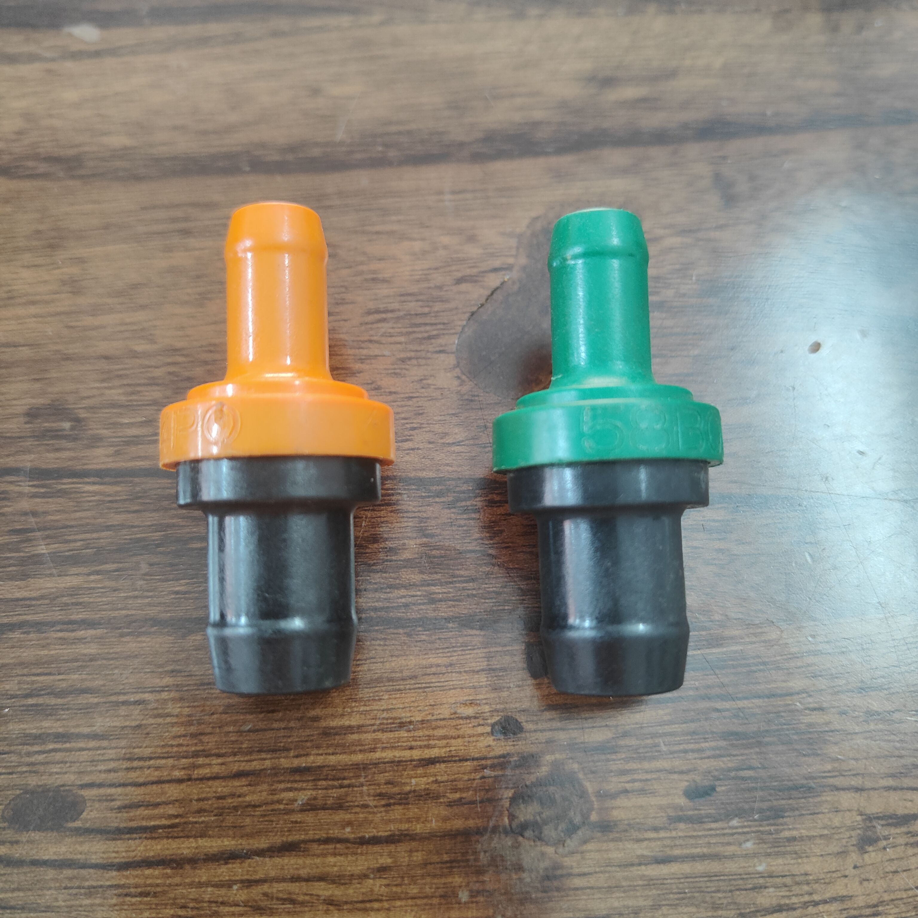 适用丰田本田日产马自达 通用PVC单向阀 废气阀传感器进口正品