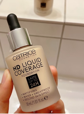 德国 Catrice珂萃丝HD滴管粉底液水润遮瑕油皮清透持妆