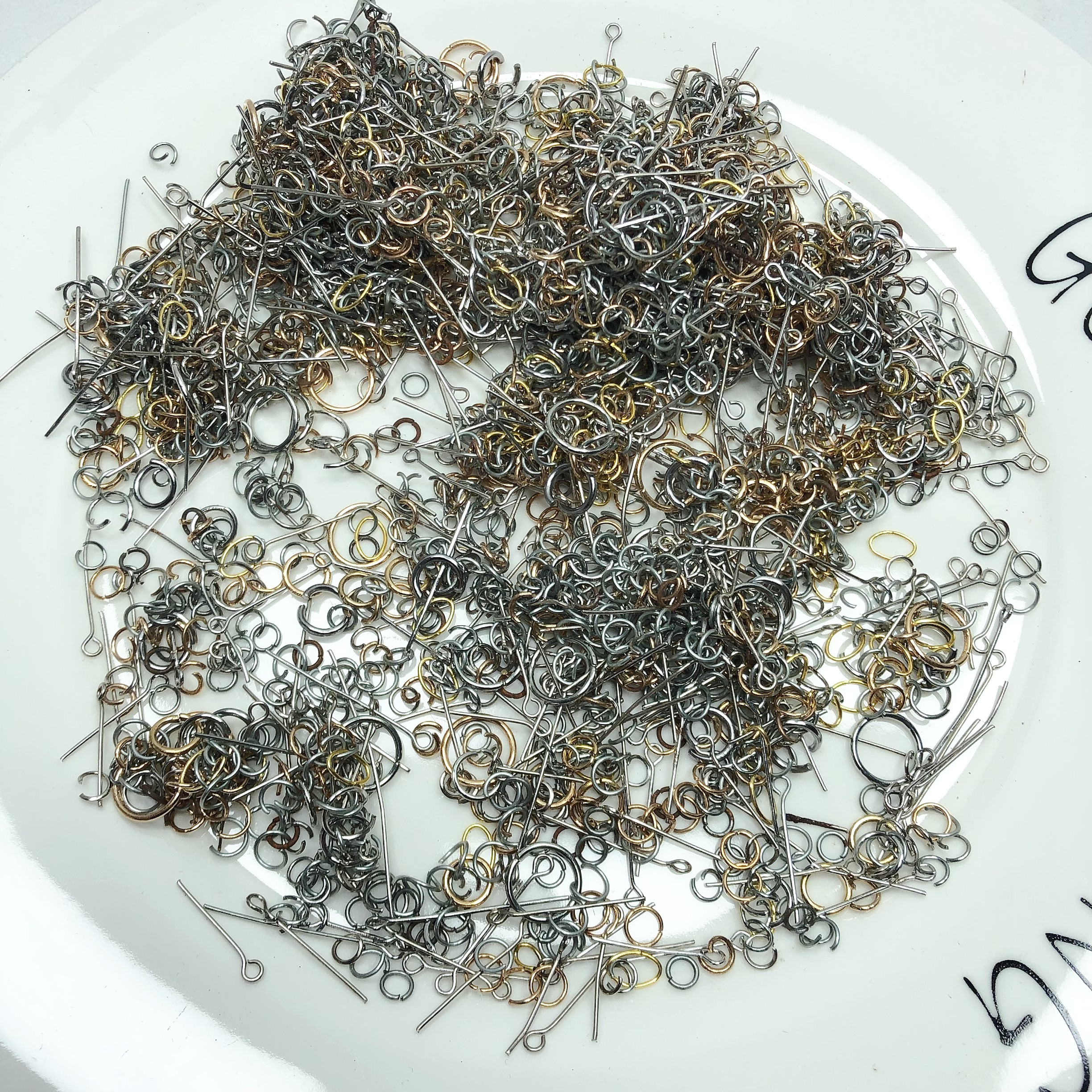 O36铁质开口圈混发  半斤个别有生锈   diy手工材料配件满30包邮