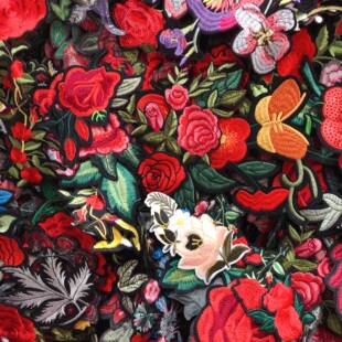 包邮 diy手工材料配件满30 刺绣花片混发150克 A70