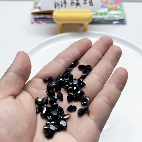 O33约0.7-0.85CM黑色带孔锆石 60颗  diy手工材料配件满30包邮