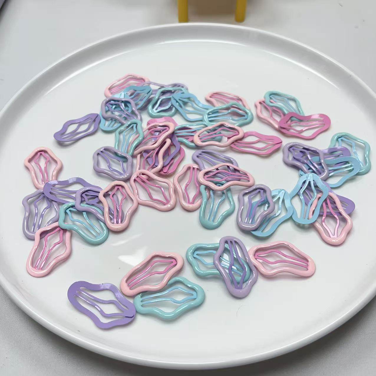 @60约3.5CM彩色滴油BB夹约50个diy材料配件满30包邮,饰品/流行首饰/时尚饰品新,其他DIY饰品配件,淘宝优惠券,粉丝福利购,淘宝优惠卷