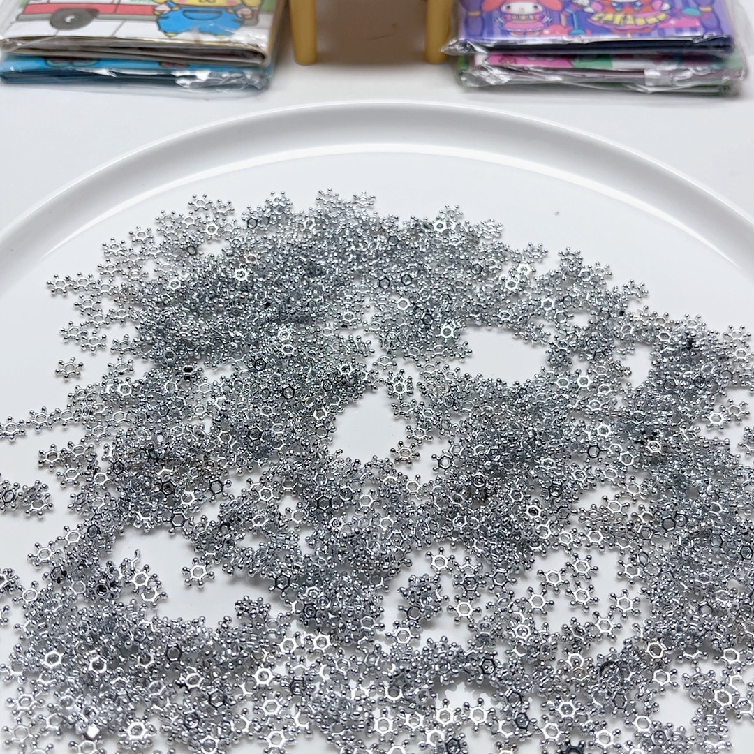 C63塑料雪花隔珠盘中一份diy手工材料配件满30包邮,饰品/流行首饰/时尚饰品新,其他DIY饰品配件,淘宝优惠券,粉丝福利购,淘宝优惠卷